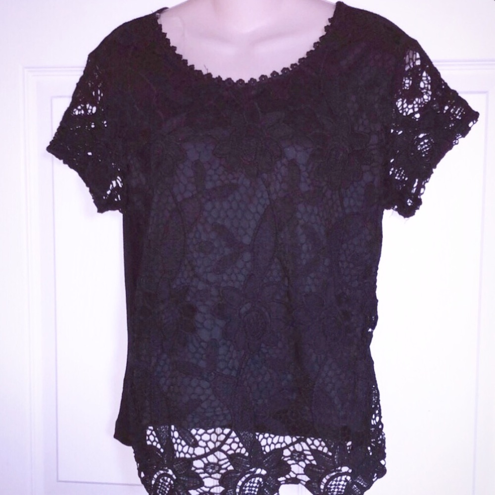 NWOT Crochet Top